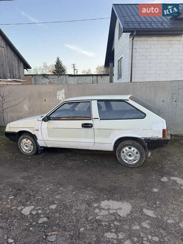 Хэтчбек ВАЗ / Lada 2108 1987 в Львове