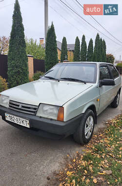 Хэтчбек ВАЗ / Lada 2108 2002 в Киеве