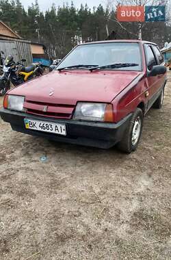 Хетчбек ВАЗ / Lada 2108 1998 в Олевську