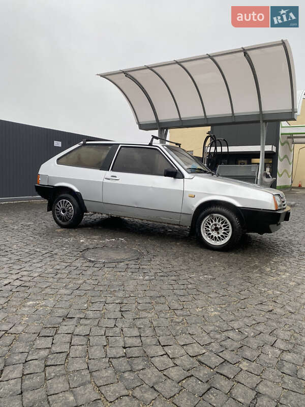 Хэтчбек ВАЗ / Lada 2108 1993 в Скалате