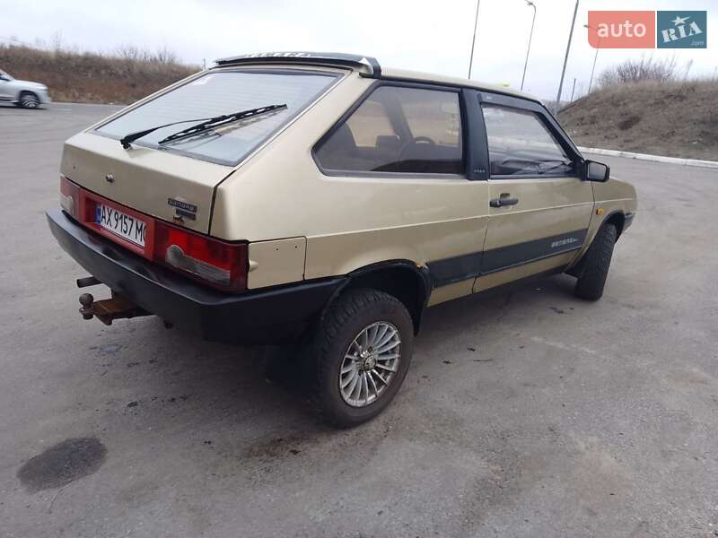 Хэтчбек ВАЗ / Lada 2108 1988 в Харькове