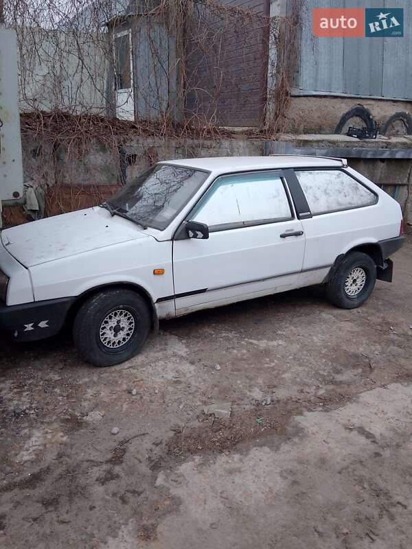 Хэтчбек ВАЗ / Lada 2108 1985 в Чернигове