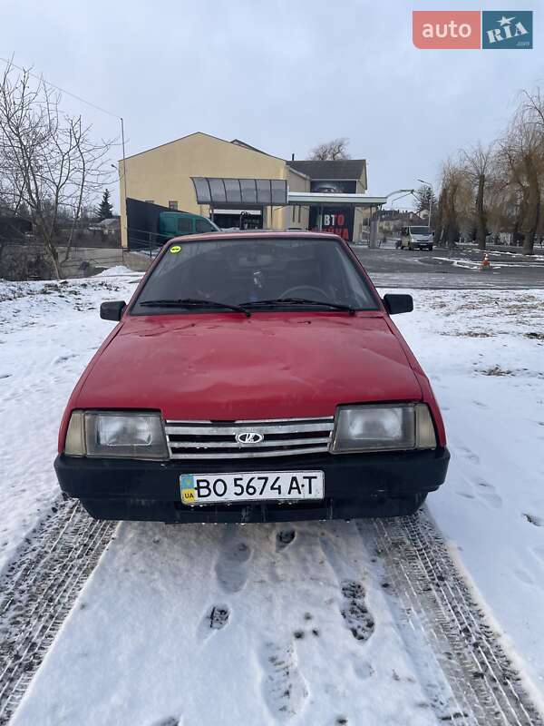 Хетчбек ВАЗ / Lada 2108 1992 в Скалаті