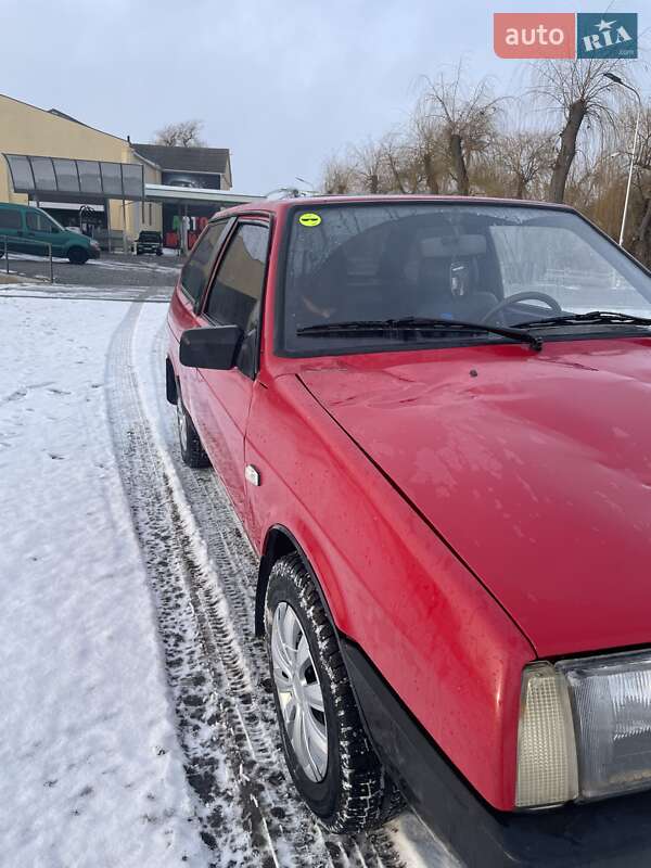 Хэтчбек ВАЗ / Lada 2108 1992 в Скалате