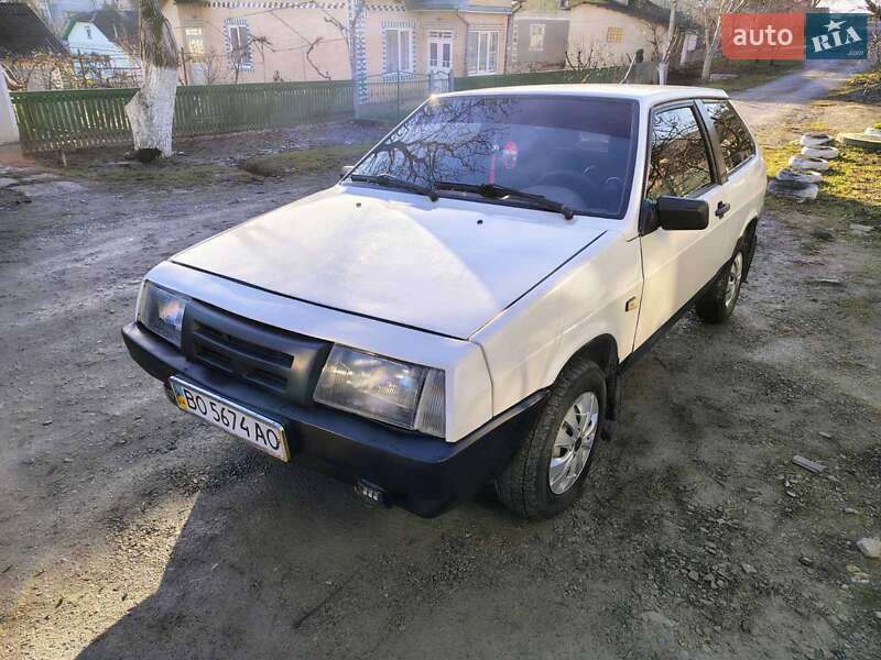 Хэтчбек ВАЗ / Lada 2108 1993 в Борщеве