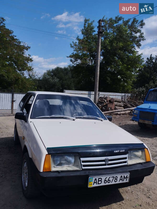 Хетчбек ВАЗ / Lada 2108 1992 в Чечельнику