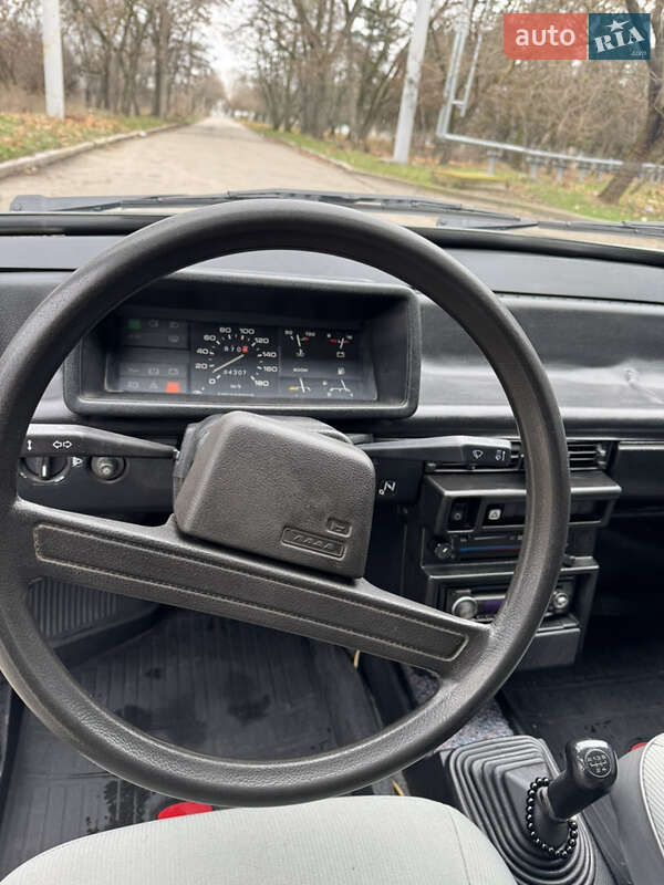 Хетчбек ВАЗ / Lada 2108 1990 в Миколаєві