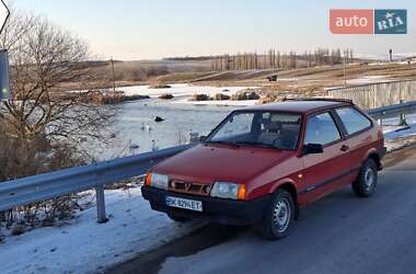 Хэтчбек ВАЗ / Lada 2108 1995 в Ровно