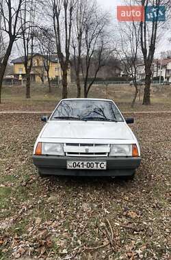 Хэтчбек ВАЗ / Lada 2108 1990 в Львове