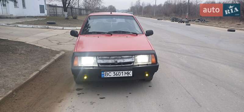 Хэтчбек ВАЗ / Lada 2108 1990 в Львове фото 2 Хэтчбек ВАЗ / Lada 2108 1990 в Львове