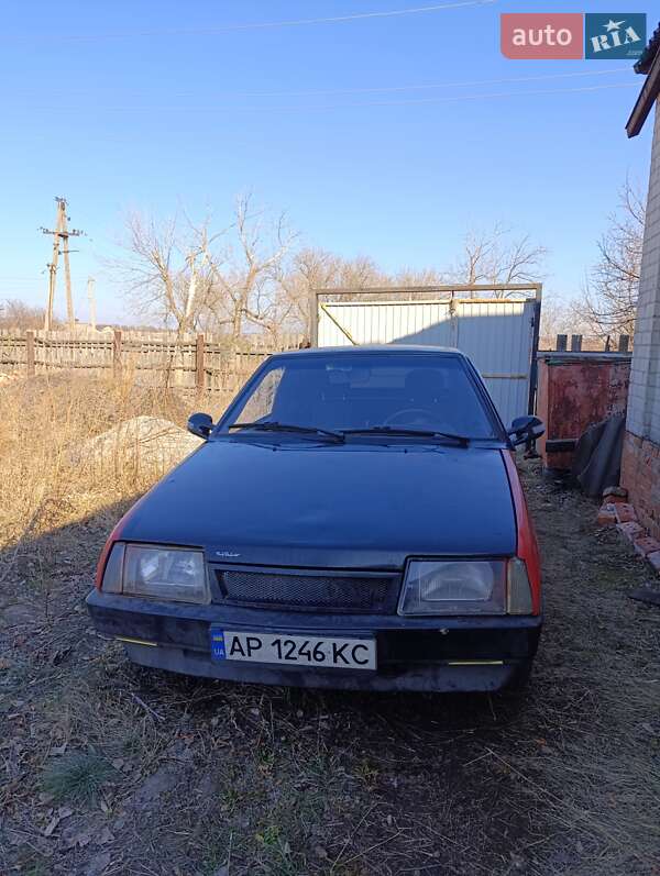 Хэтчбек ВАЗ 2108 1986 в 