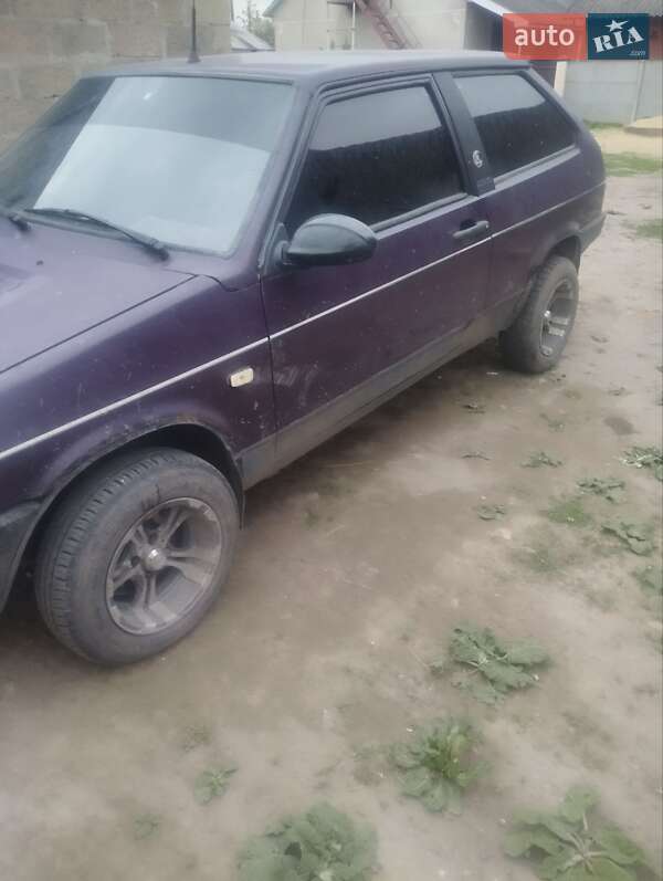 Хэтчбек ВАЗ 2108 1988 в 