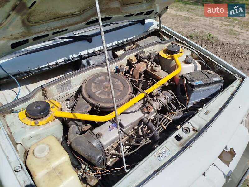 Хэтчбек ВАЗ / Lada 2108 1990 в Прилуках фото 8 Хэтчбек ВАЗ / Lada 2108 1990 в Прилуках