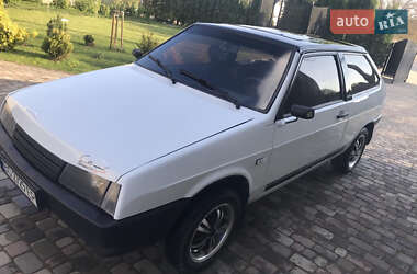 Хэтчбек ВАЗ 2108 1992 в 