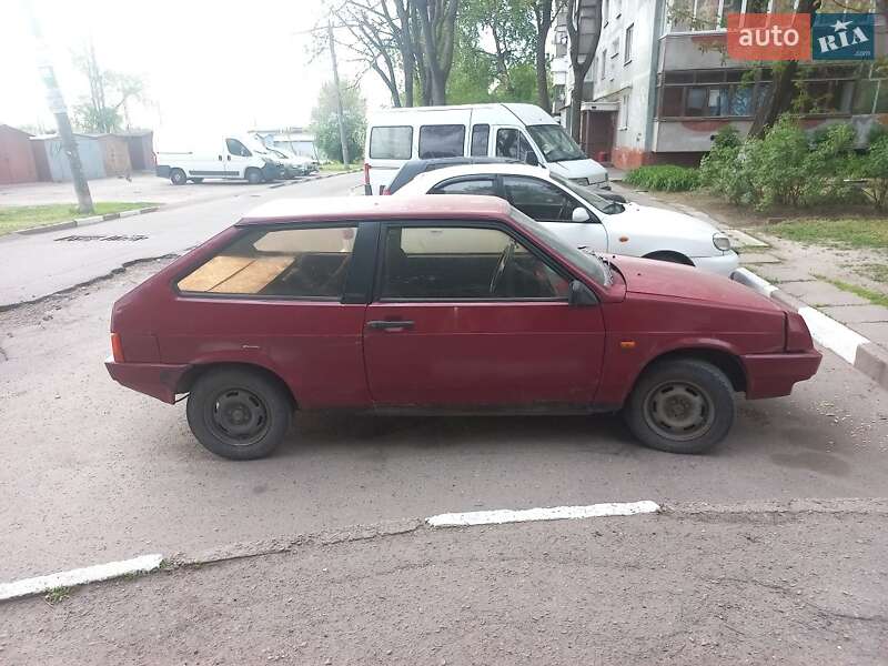 Хэтчбек ВАЗ / Lada 2108 1998 в Запорожье