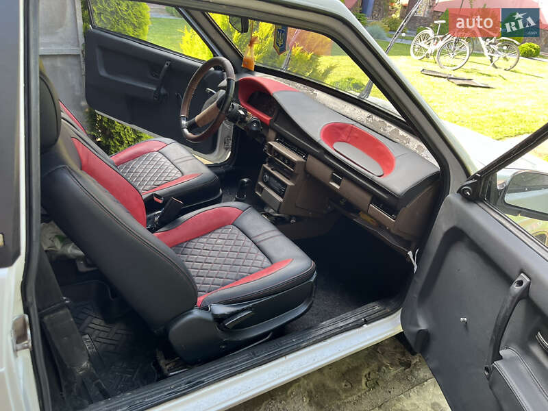 ВАЗ / Lada 2108 1986 ВАЗ / Lada 2108 1986