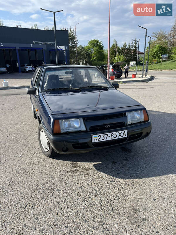 Хэтчбек ВАЗ 2108 1988 в 