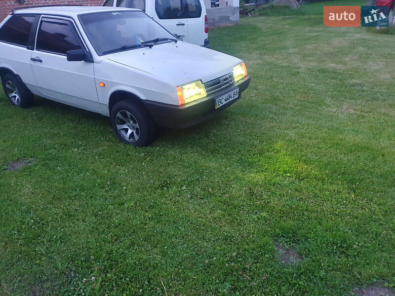 Хэтчбек ВАЗ 2108 1987 в 