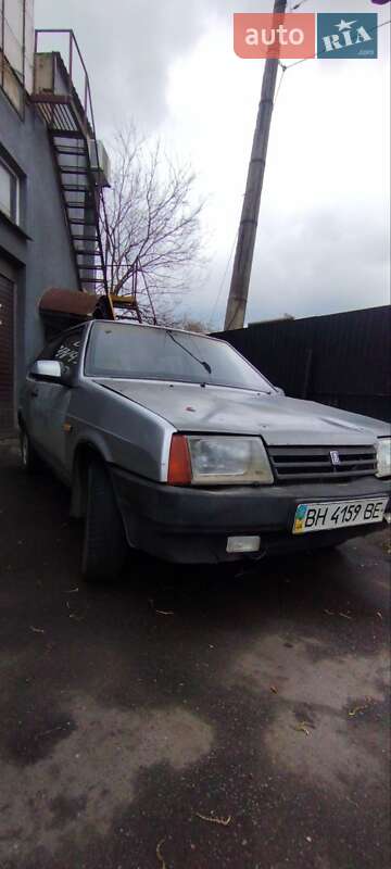 Хэтчбек ВАЗ / Lada 2108 1987 в Одессе