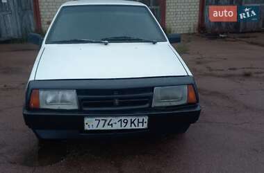Хэтчбек ВАЗ 2108 1989 в Коростене