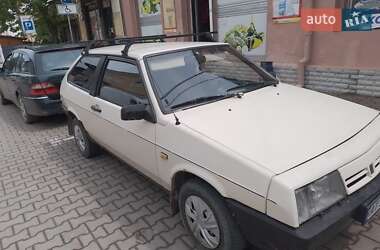 Хетчбек ВАЗ 2108 1992 в Вижниці