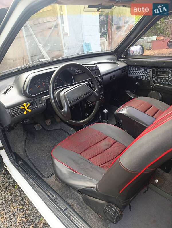 Хэтчбек ВАЗ / Lada 2108 1991 в Конотопе