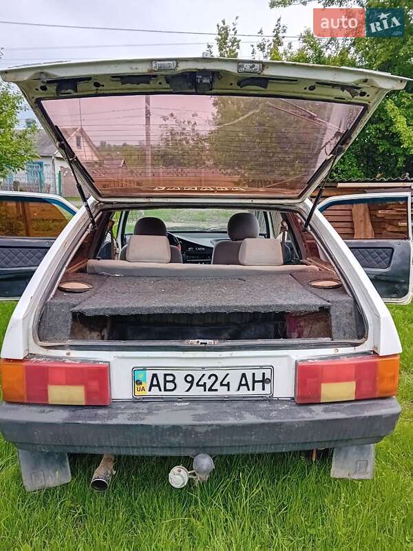 Хэтчбек ВАЗ / Lada 2108 1991 в Черновцах фото 9 Хэтчбек ВАЗ / Lada 2108 1991 в Черновцах