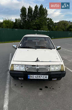 Хэтчбек ВАЗ 2108 1987 в 