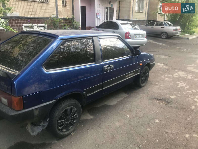 Хэтчбек ВАЗ / Lada 2108 1988 в Кривом Роге