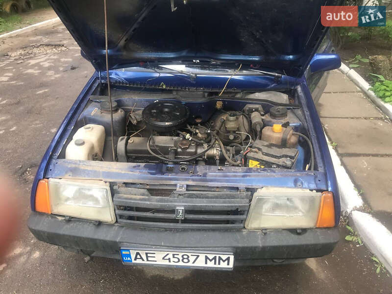 Хэтчбек ВАЗ / Lada 2108 1988 в Кривом Роге