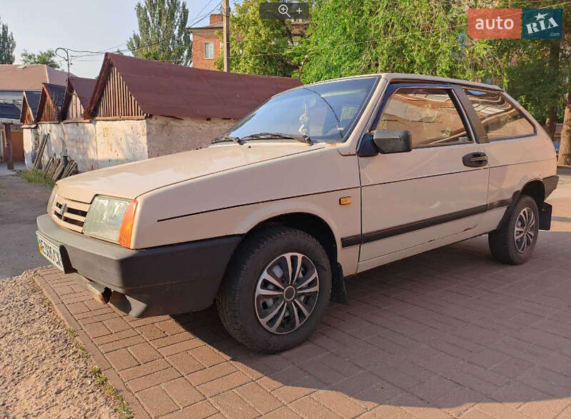 Хэтчбек ВАЗ 2108 1995 в 