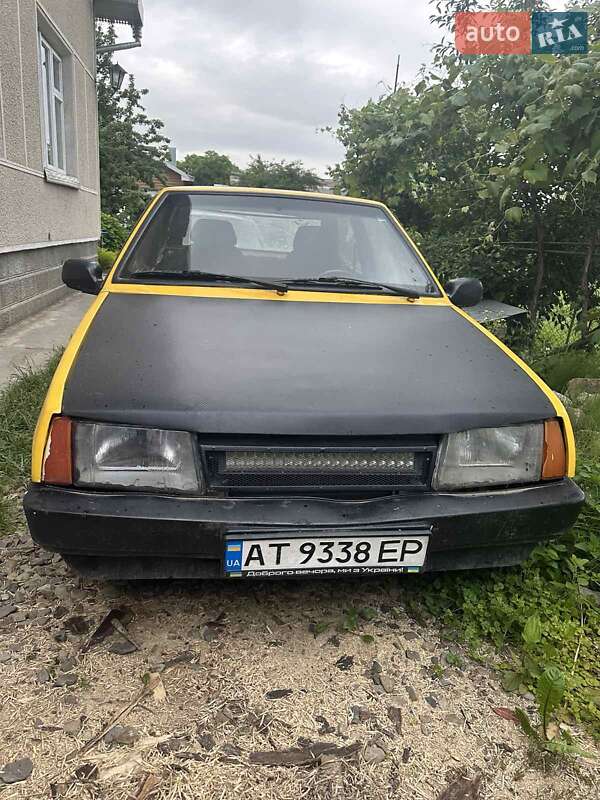 Хэтчбек ВАЗ / Lada 2108 1988 в Вижнице