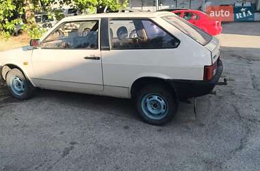 Хэтчбек ВАЗ 2108 1988 в 