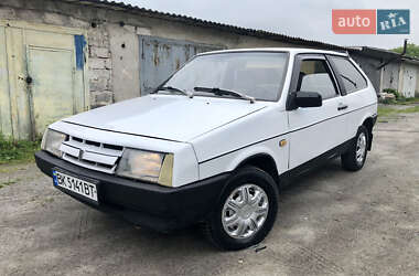 Хэтчбек ВАЗ 2108 1990 в Звягеле