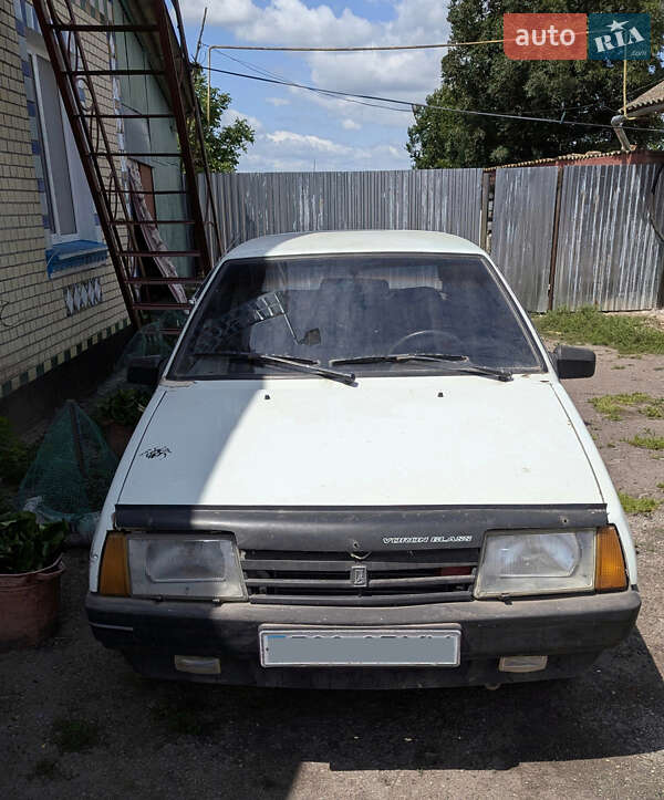 Хетчбек ВАЗ / Lada 2108 1988 в Волочиську