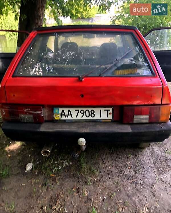 Хэтчбек ВАЗ / Lada 2108 1989 в Киеве