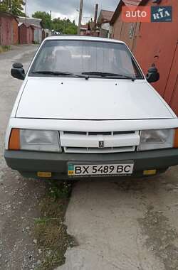 Хэтчбек ВАЗ 2108 1989 в 