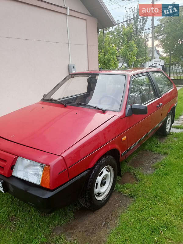 Хэтчбек ВАЗ / Lada 2108 1992 в Рожище