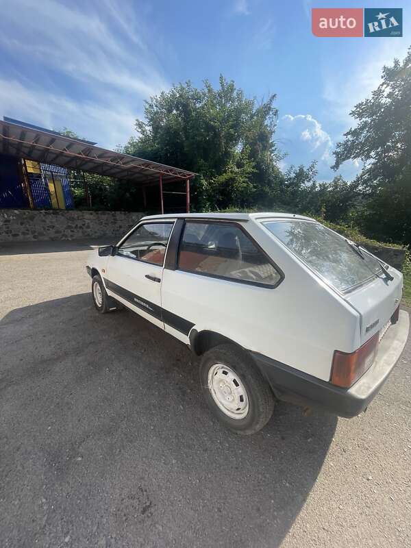 Хэтчбек ВАЗ / Lada 2108 1989 в Ромнах фото 6 Хэтчбек ВАЗ / Lada 2108 1989 в Ромнах