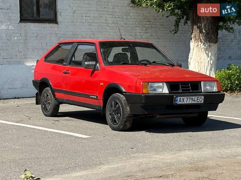 Хэтчбек ВАЗ / Lada 2108 1990 в Харькове