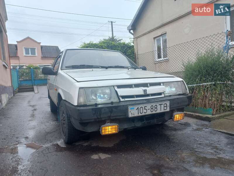 Хэтчбек ВАЗ / Lada 2108 1989 в 