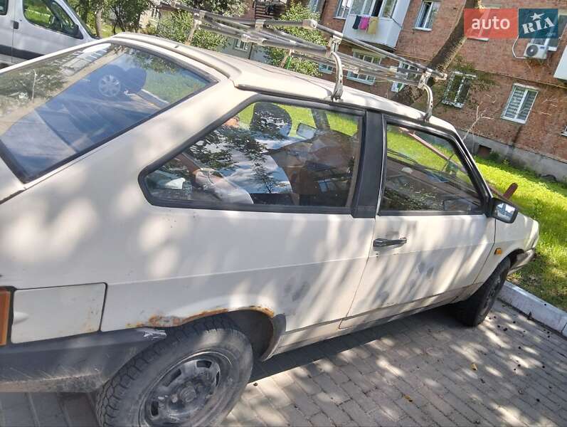 Хетчбек ВАЗ / Lada 2108 1987 в Славуті