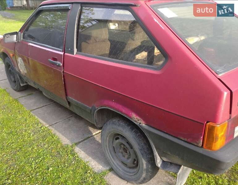 Хетчбек ВАЗ / Lada 2108 1992 в Львові