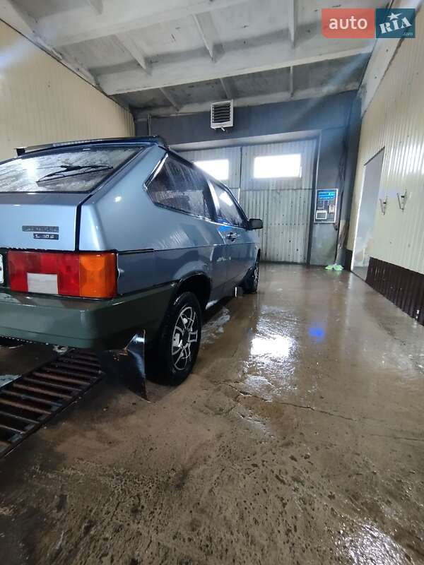 Хетчбек ВАЗ / Lada 2108 1990 в Ромнах