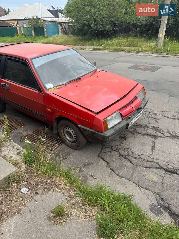 Хэтчбек ВАЗ / Lada 2108 1989 в Киеве