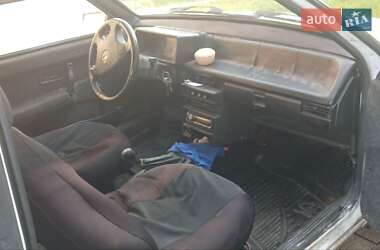 Хэтчбек ВАЗ 2108 1993 в 