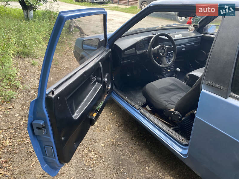 Хэтчбек ВАЗ / Lada 2108 1986 в Тростянце