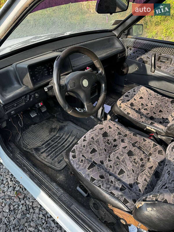 Хэтчбек ВАЗ / Lada 2108 1990 в Бродах