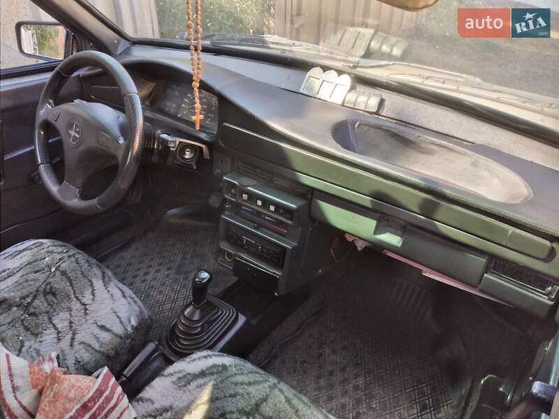 Хетчбек ВАЗ / Lada 2108 1992 в Луцьку фото 6 Хетчбек ВАЗ / Lada 2108 1992 в Луцьку