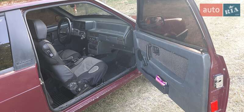 Хэтчбек ВАЗ / Lada 2108 1996 в Тростянце фото 10 Хэтчбек ВАЗ / Lada 2108 1996 в Тростянце